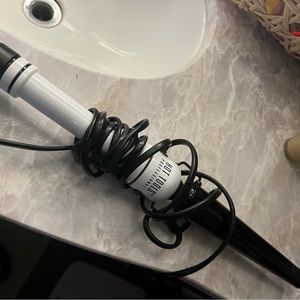 Hot tools 1/2 wand curling iron